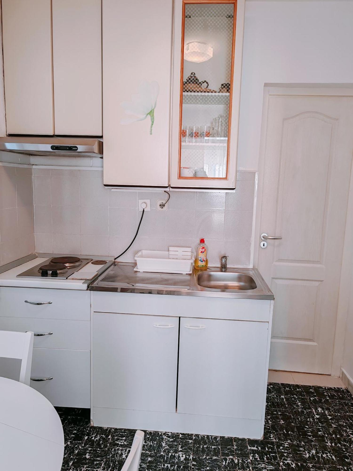 Apartmani Bojana ロヴィニ エクステリア 写真